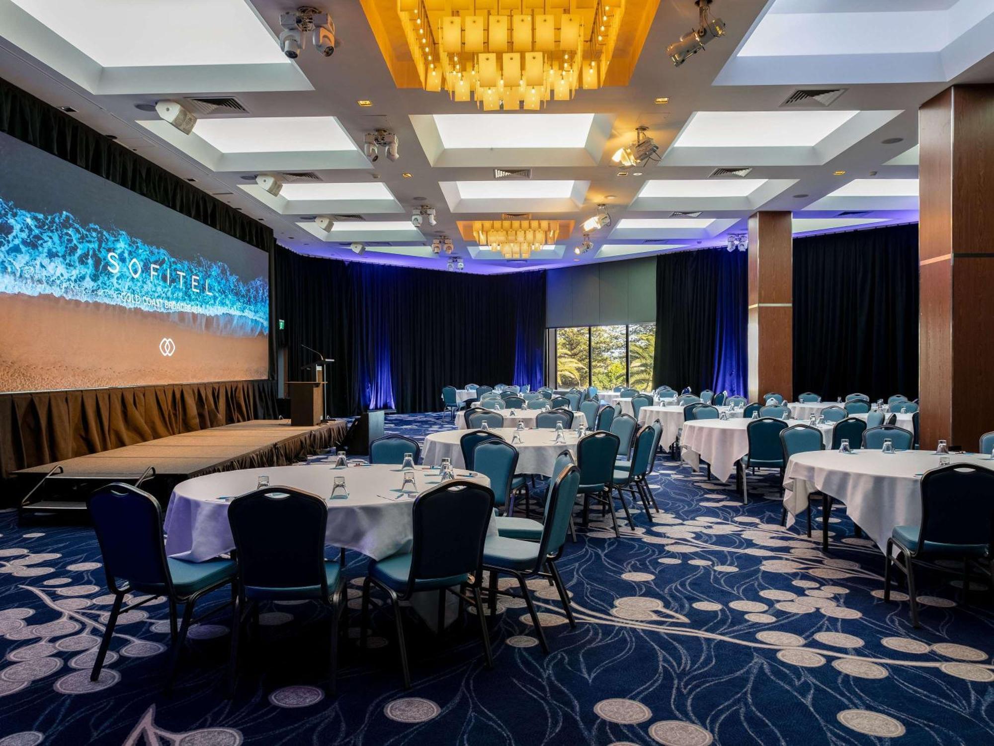 Sofitel Gold Coast Broadbeach Luaran gambar The ballroom at the Sheraton Centre