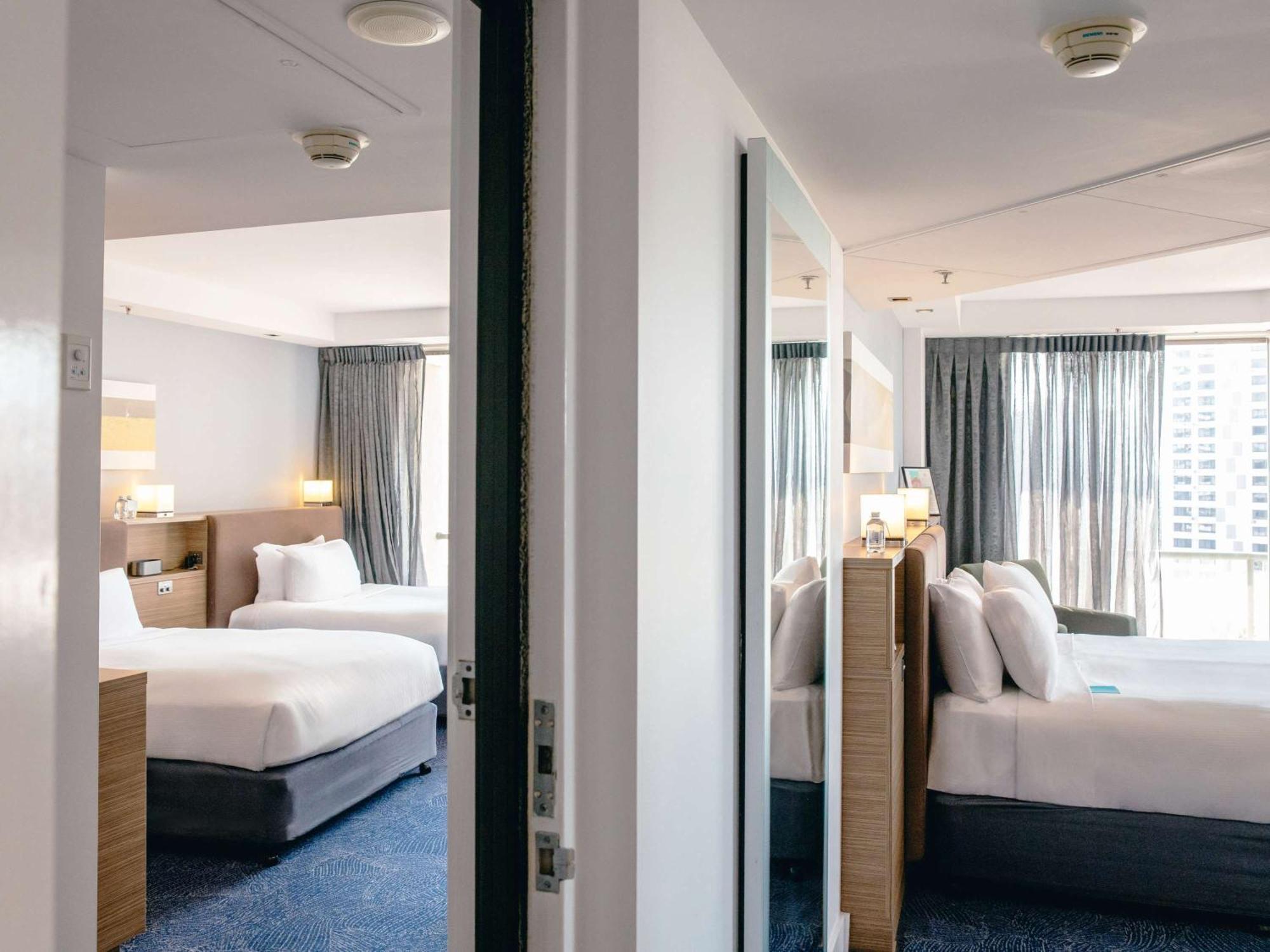 Sofitel Gold Coast Broadbeach Luaran gambar A room at the hotel