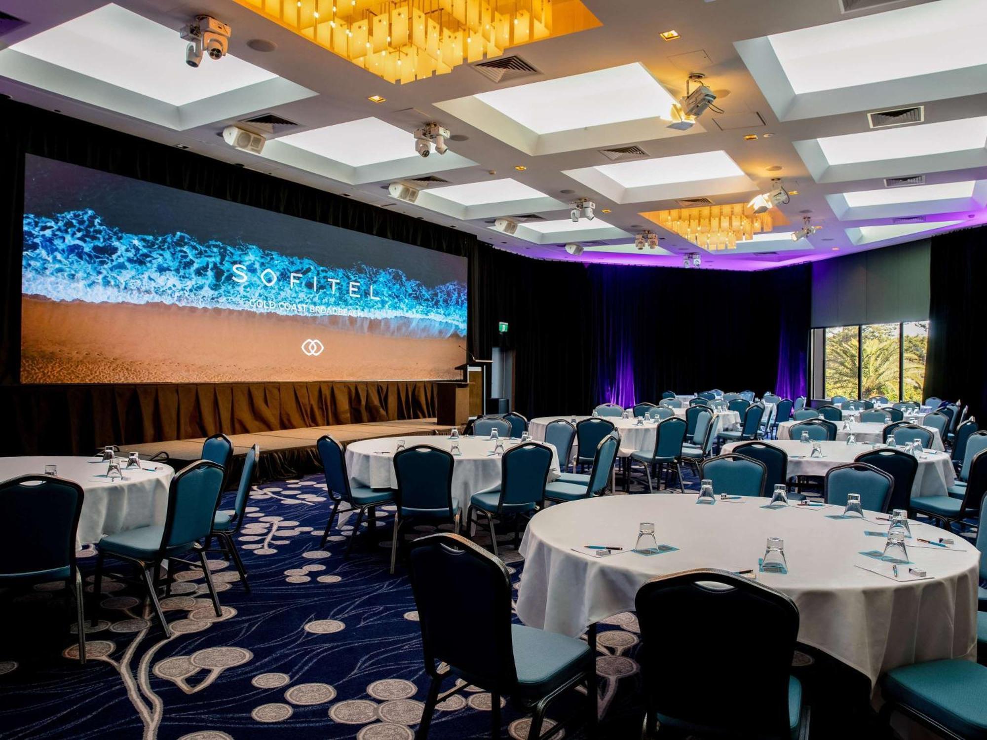 Sofitel Gold Coast Broadbeach Luaran gambar The ballroom at the 2018 World Conference Centre