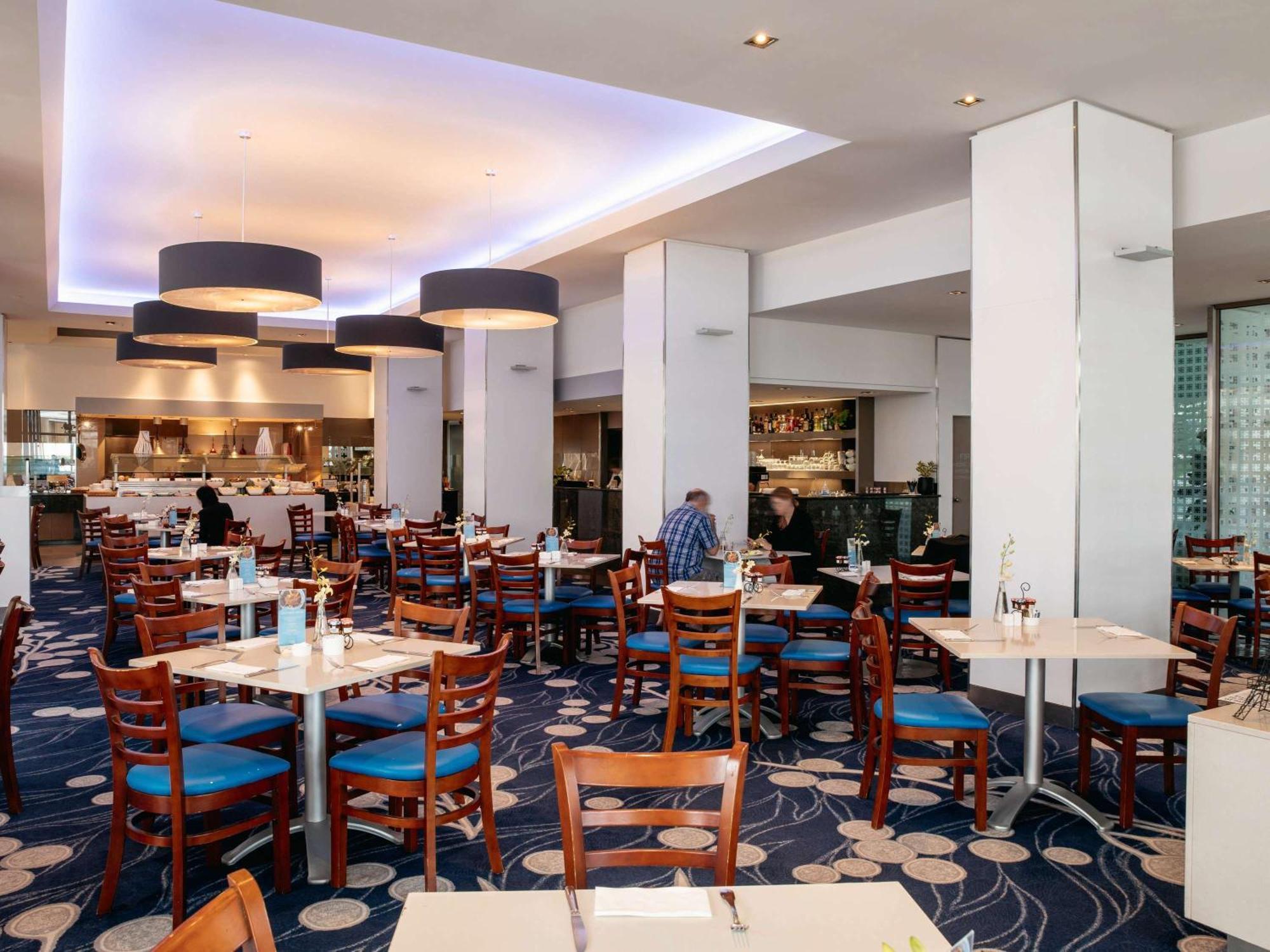 Sofitel Gold Coast Broadbeach Luaran gambar The restaurant at the hotel